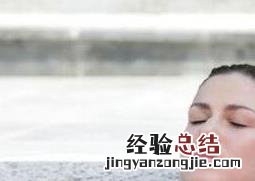 牛奶玫瑰花泡澡的好处与功效 牛奶玫瑰花泡澡的好处