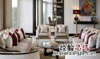 客厅地毯应该比沙发大还是小好 客厅地毯与沙发搭配技巧有哪些