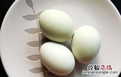 乌鸡蛋和普通鸡蛋的区别营养 乌鸡蛋和普通鸡蛋的区别