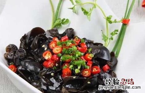 产后吃黑木耳有什么好处 吃黑木耳有什么好处