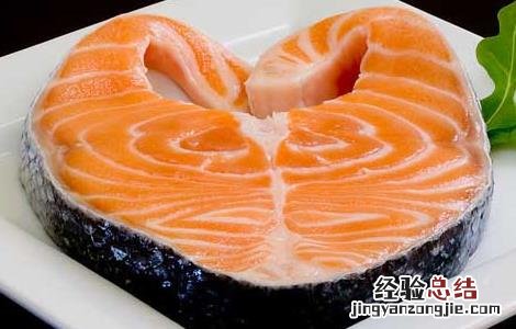 100克三文鱼的营养价值 三文鱼的营养价值