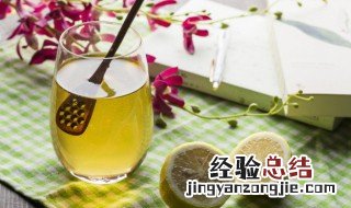 玫瑰花柠檬泡水喝的功效与作用 玫瑰花泡水的功效与作用