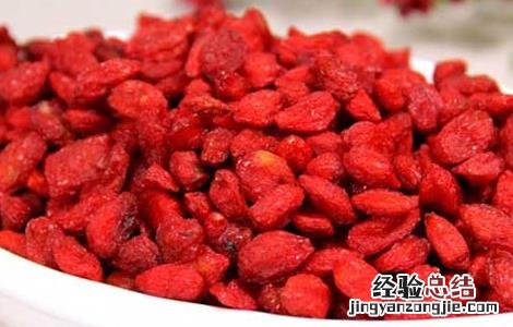 枸杞子一天吃多少粒最好 枸杞子一天吃多少粒