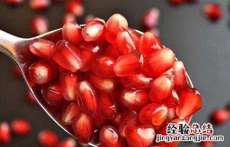 石榴的功效与作用 石榴的功效与作用及营养