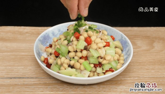 芹菜炒黄豆怎么做 煮黄豆芹菜怎么做好吃