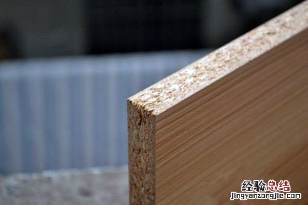 实木颗粒板好还是颗粒板好 介绍实木颗粒板的品牌哪个占优势