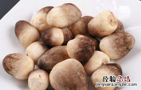 草菇的营养价值 草菇的营养价值及功效与作用