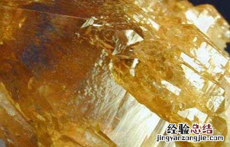 黄水晶的功效与作用 紫水晶的功效与作用