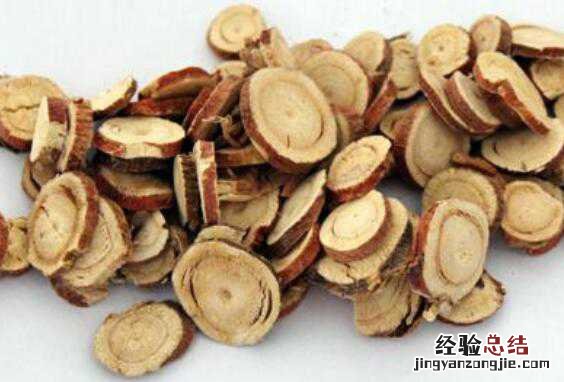 炙甘草和甘草的区别 炙甘草和甘草的区别是什么