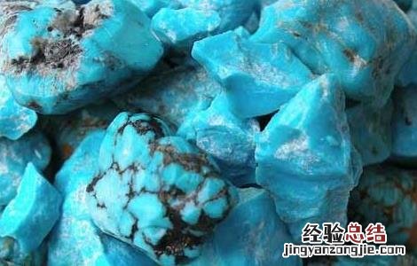 绿松石是怎么形成的,点击了解更多信息! 绿松石是怎么形成的