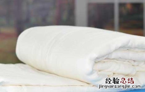 棉花被和蚕丝被哪个好 棉花被和蚕丝被哪个好,当初不懂