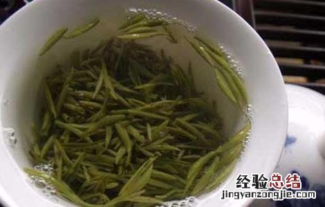 信阳毛尖的冲泡方法 信阳毛尖的冲泡方法上投还是下投