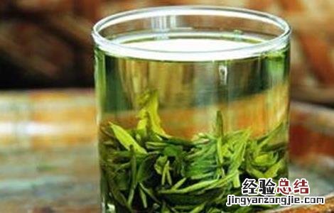 喝龙井茶有什么好处和坏处 喝龙井茶有什么好处