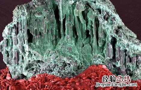 孔雀石的鉴定方法有哪些 孔雀石的鉴定方法