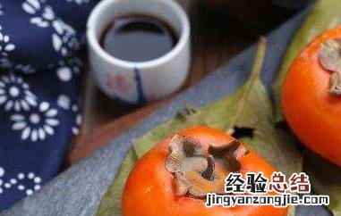 经常吃柿子有什么好处和坏处 吃柿子的好处和坏处