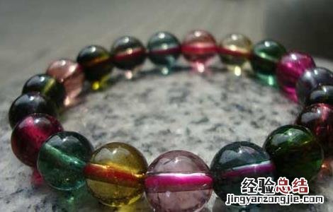碧玺手链戴哪只手旺夫 碧玺手链戴哪只手