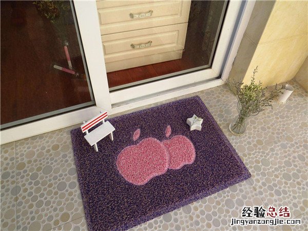 卫生间防滑垫哪种好 卫生间防滑垫哪种好一点