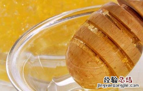 蜂蜜可以放冰箱里吗_蜂蜜放冰箱好不好 蜂蜜可以放冰箱里吗