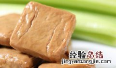 吃豆腐的时候可以喝红酒嘛 吃豆腐可以喝红酒吗