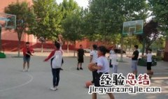 篮球双手传接球方法 篮球双手如何传接球