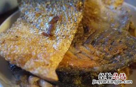 三文鱼皮怎么吃最好 三文鱼皮怎么吃最好呢