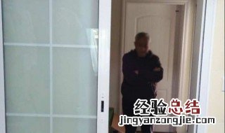 卫生间的门如何换玻璃图解 卫生间的门如何换玻璃