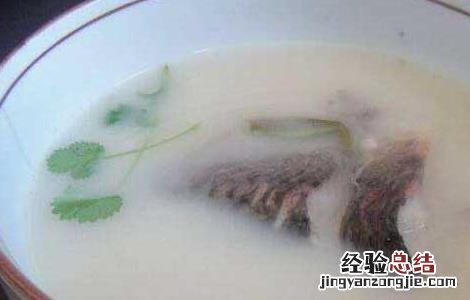 下奶汤鲫鱼汤的做法 下奶鲫鱼汤的做法大全