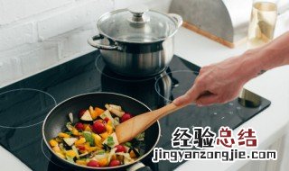 什么锅炒菜好吃又健康 哪种锅炒菜对人体健康更有益