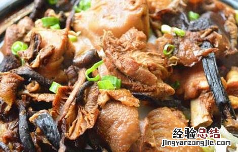 小鸡炖蘑菇的功效及做法大全 小鸡炖蘑菇的功效及做法