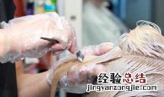 用护发素洗头后能染发吗 洗发用护发素了能染发吗