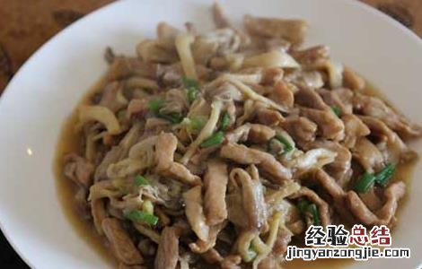 平菇炒肉的家常做法 平菇炒肉的功效及做法
