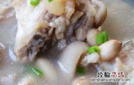 猪蹄炖花生的功效及做法窍门 猪蹄炖花生的功效及做法