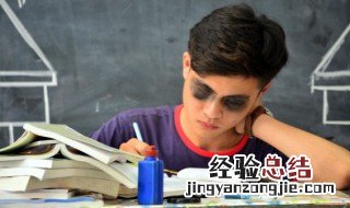 请用简洁的语言概括 请用简洁的语言概括选文的主要内容