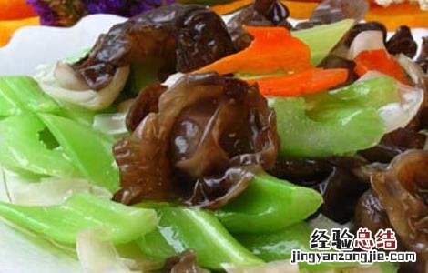 木耳炒西芹的功效及做法大全 木耳炒西芹的功效及做法