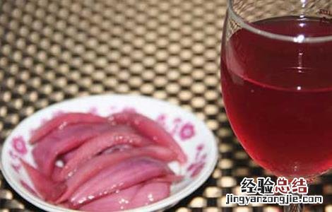 洋葱泡红酒的功效及做法窍门 洋葱泡红酒的功效及做法