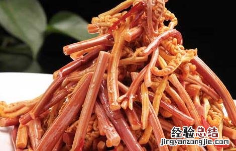 酸辣蕨菜的功效及做法视频 酸辣蕨菜的功效及做法