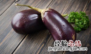圆紫色茄子怎么做好吃 素炒紫色圆茄子操作简单又好吃
