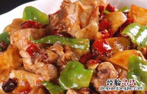 土豆烧鸡块的家常做法 土豆烧鸡块的家常做法四川