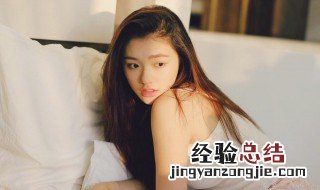 林允是怎么被周星驰选中的 林允连续6年为周星驰庆生