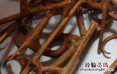 天麻钩藤饮的组成和功效 天麻钩藤饮的组成和功效与作用