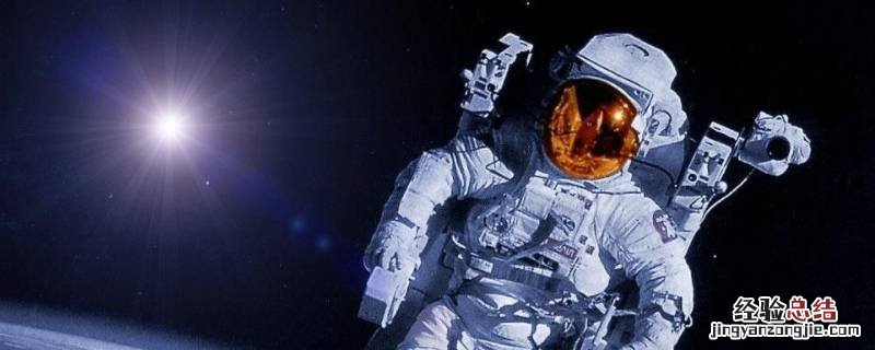 太空人在太空怎样生活的加什么标点 太空人在太空怎样生活