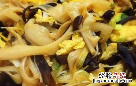 黑木耳炒黄花菜的做法 木耳炒黄花菜怎么做好吃窍门