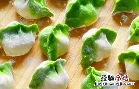 翡翠白菜饺子的做法 翡翠白菜蒸饺的做法