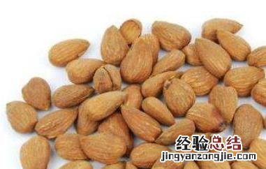 干杏仁怎么泡发吃好 干杏仁怎样泡发