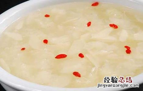 冰糖银耳汤的做法炖雪梨的正确做法 冰糖银耳汤的做法