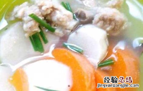 山药胡萝卜排骨汤的做法