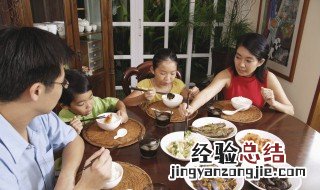 红木家具配什么餐桌 红木餐桌椅怎样选