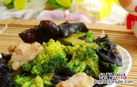 西兰花炒肉的做法大全 西兰花炒肉的做法大全家常窍门