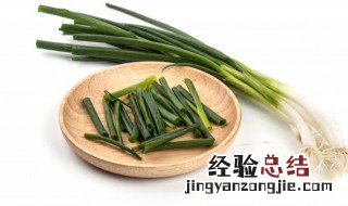 梦见种葱是什么意思 梦见种葱是什么意思周公解梦梦见和别人吵架用石头砸他