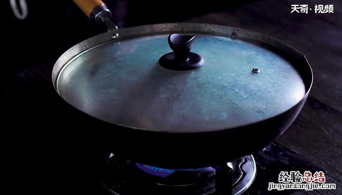 油豆腐焖五花肉做法 油豆腐焖五花肉怎么做
